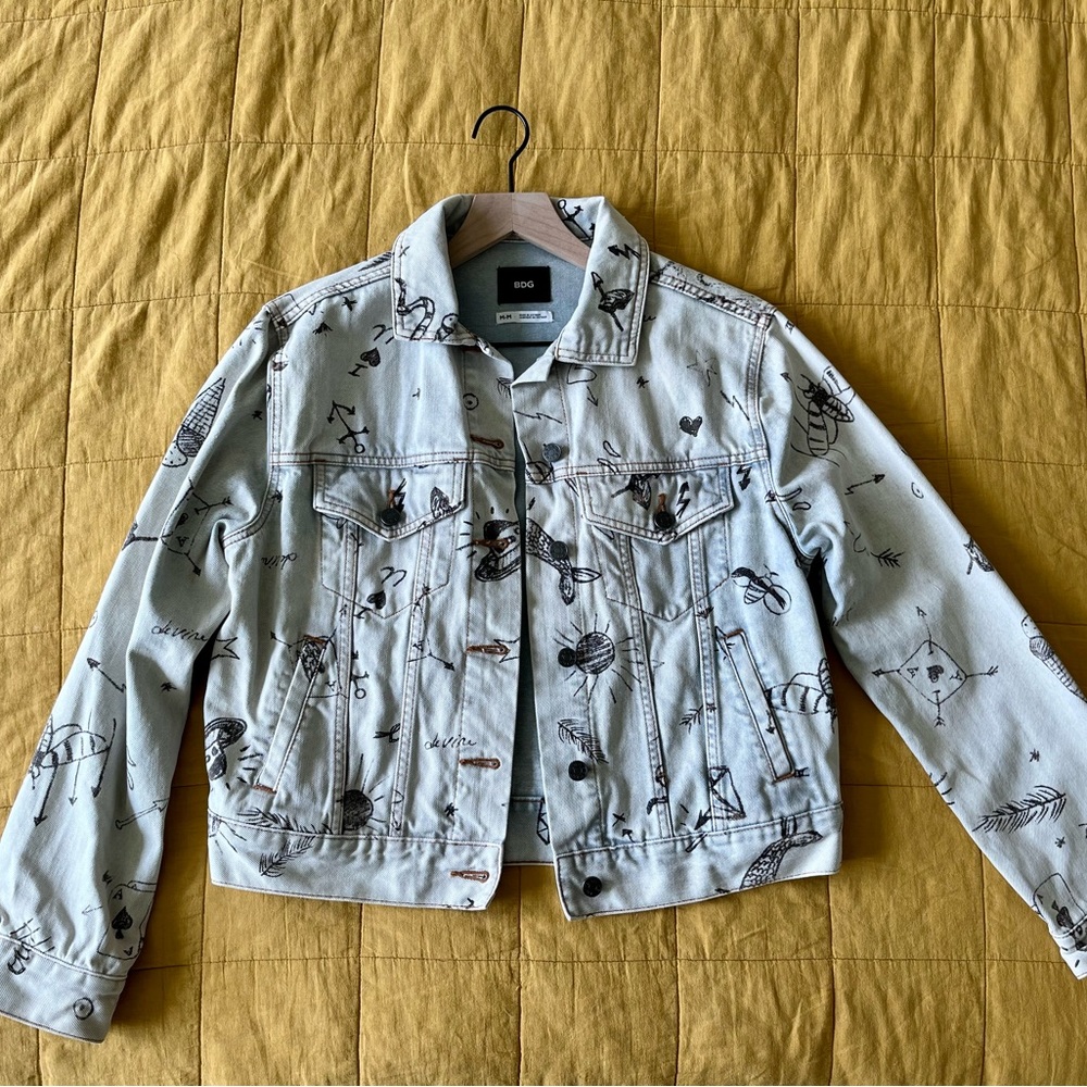 Urban Outfitters BDG Graffiti Jean Jacket (M)